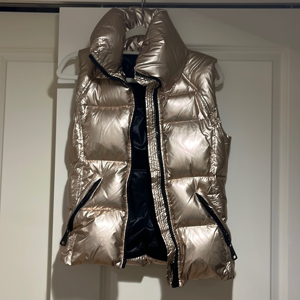 SAM. gold metallic puffer vest